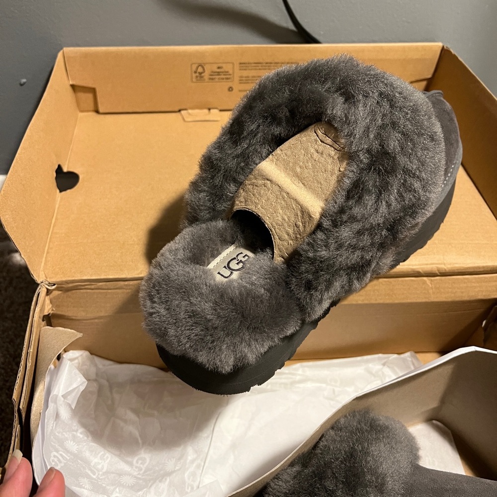 SOLD-DONT PURCHASE UGG disquette BNIB !! - Picture 5 of 5